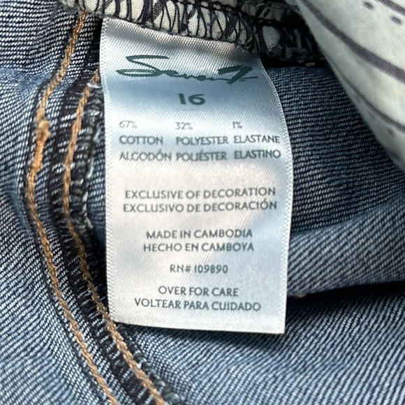 Seven7 | High Rise Cropped Fray Hem Denim | Size 16 NWT - Picture 13 of 15